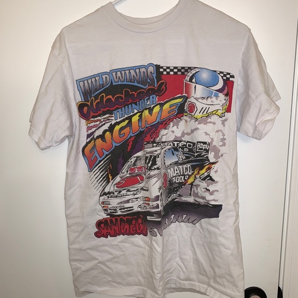 Brandy Melville Tops - Brandy Melville graphic tee